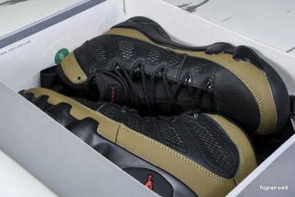 Hyperoad “Olive” Retro 9 Jordan 0909